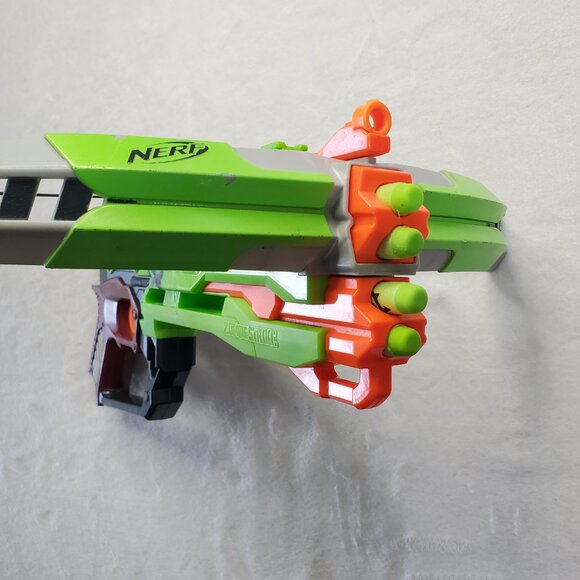 NERF Zombie Crossfire Crossbow Blaster Gun w/4 Darts - Picture 4 of 7